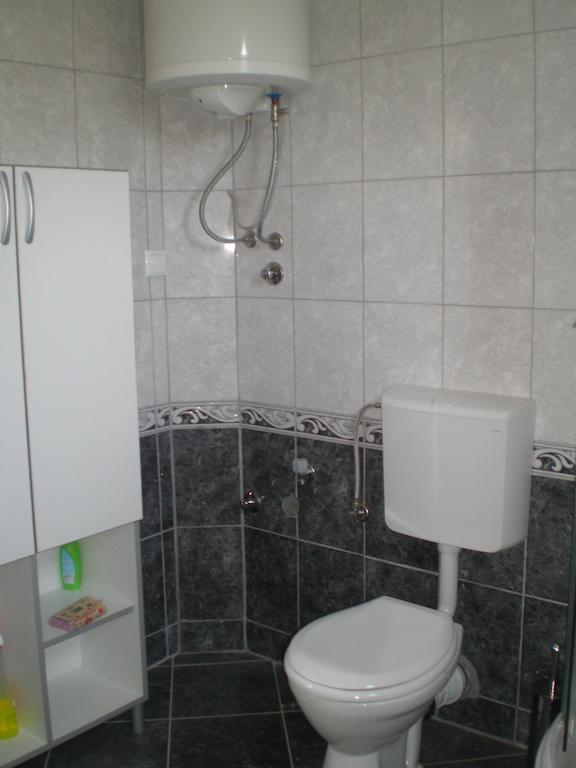 Apartments Jeremic Fehértemplom Szoba fotó